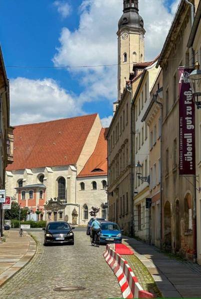 Bild zu Falschparker in Zittauer Brderstrae fhren zu neuen Sicherheitsmanahmen